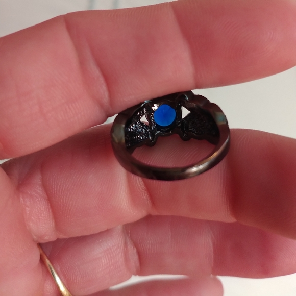 S6 BLK Titanium/Sapphire Ring - Picture 6 of 9